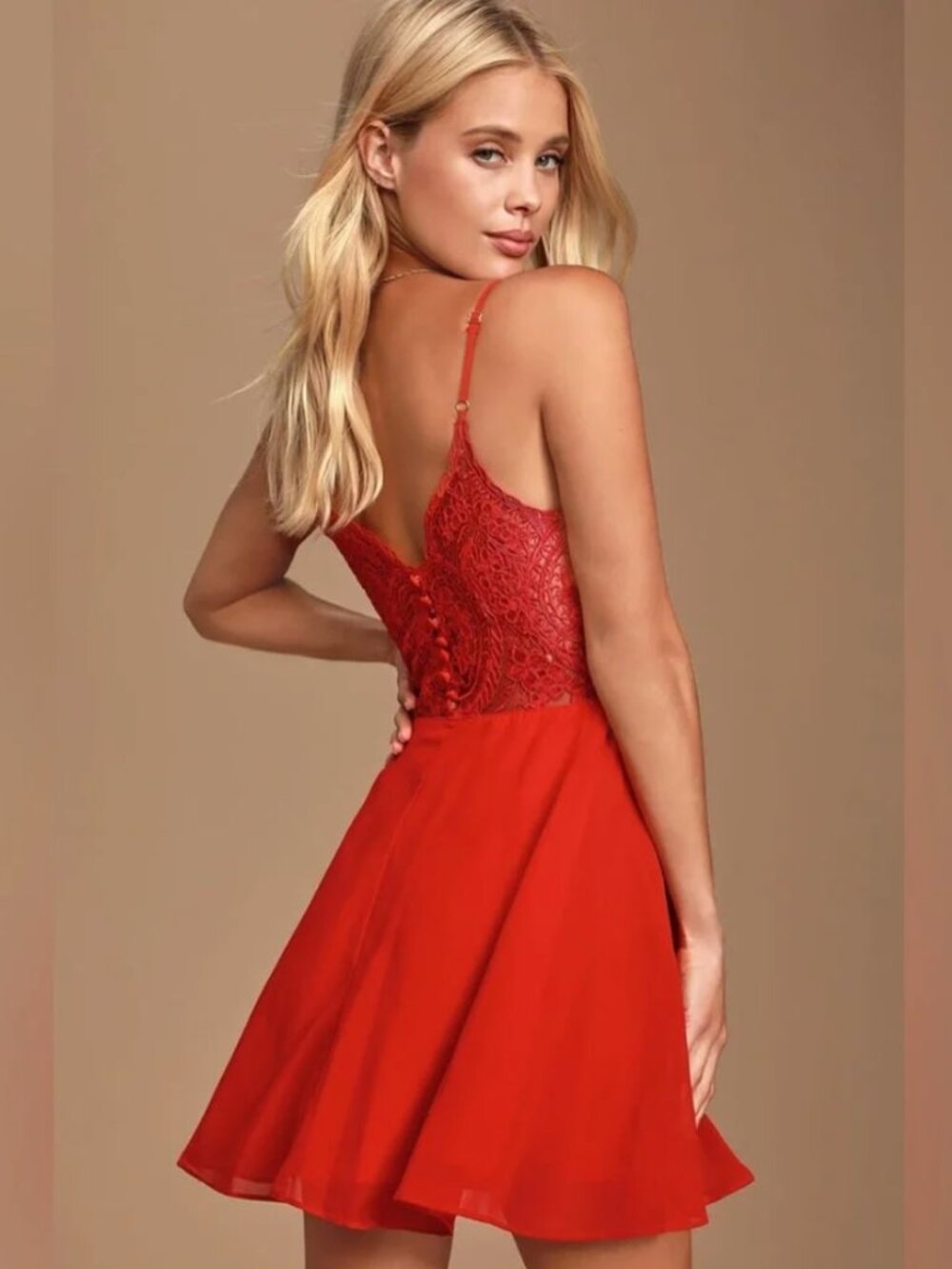 LULUS Flirting with Forever Red V-neck Mini Skater Dress sz S